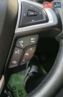 Мінівен Ford S-Max 2015 в 