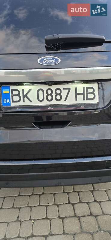 Минивэн Ford S-Max 2015 в Остроге