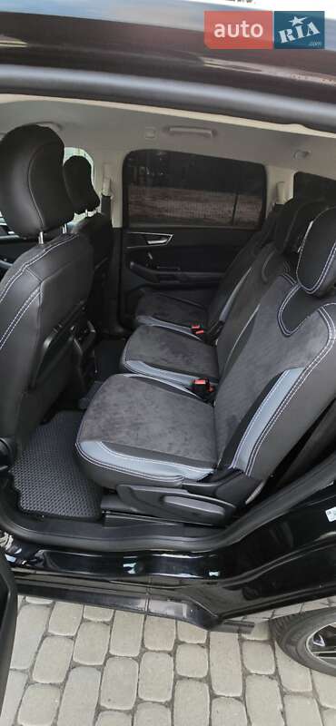 Минивэн Ford S-Max 2015 в Остроге