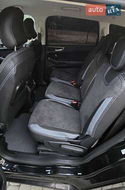 Мінівен Ford S-Max 2015 в 