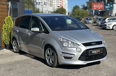 Мінівен Ford S-Max 2014 в 
