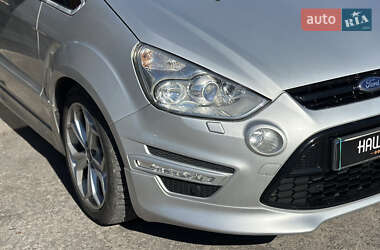 Мінівен Ford S-Max 2014 в 