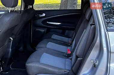Минивэн Ford S-Max 2013 в 