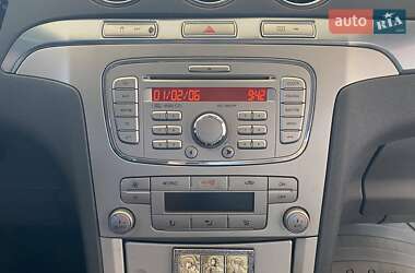 Минивэн Ford S-Max 2008 в 