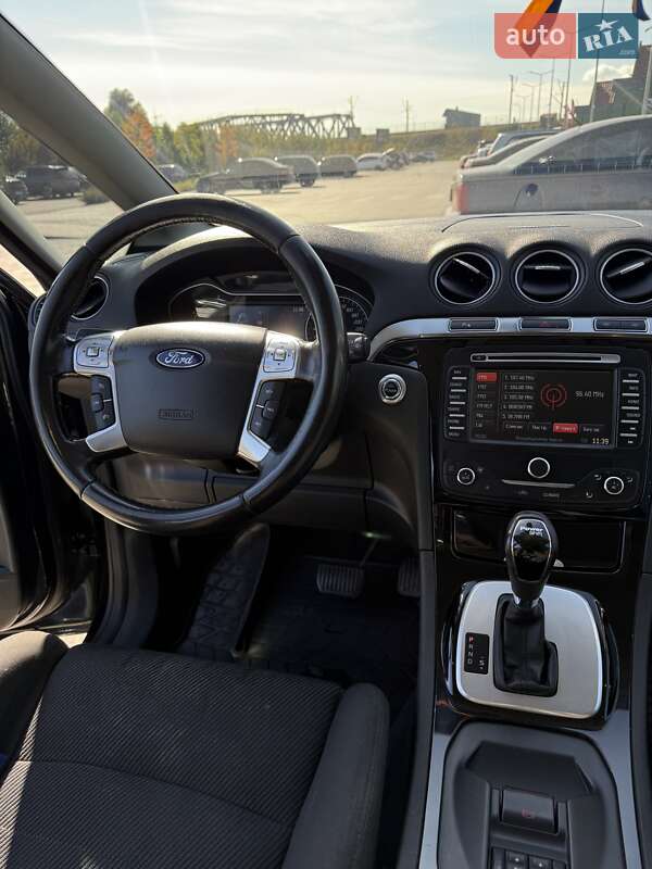 Мінівен Ford S-Max 2013 в Ірпені