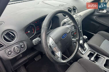 Мінівен Ford S-Max 2013 в 