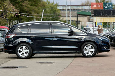 Минивэн Ford S-Max 2015 в 