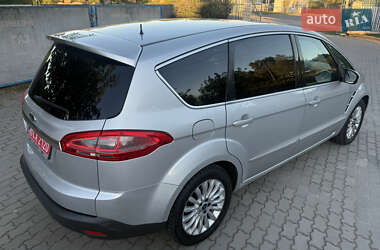 Мінівен Ford S-Max 2013 в 
