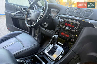 Мінівен Ford S-Max 2013 в 
