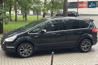 Минивэн Ford S-Max 2013 в 