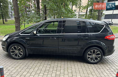 Минивэн Ford S-Max 2013 в 