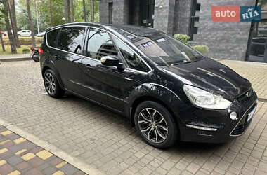 Минивэн Ford S-Max 2013 в 