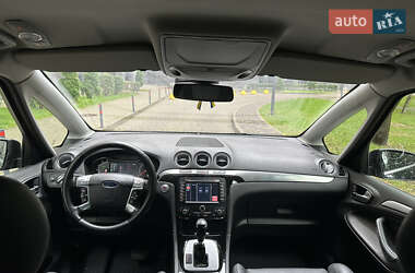 Минивэн Ford S-Max 2013 в 