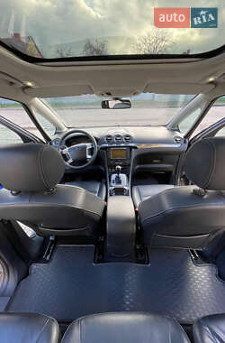 Минивэн Ford S-Max 2011 в 
