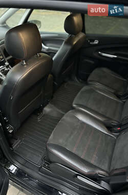 Минивэн Ford S-Max 2014 в 