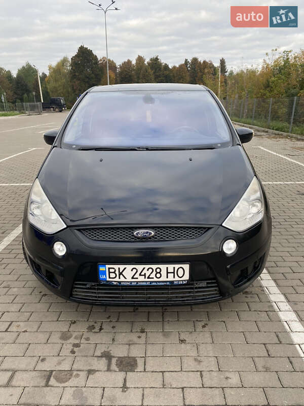 Минивэн Ford S-Max 2009 в Дубно