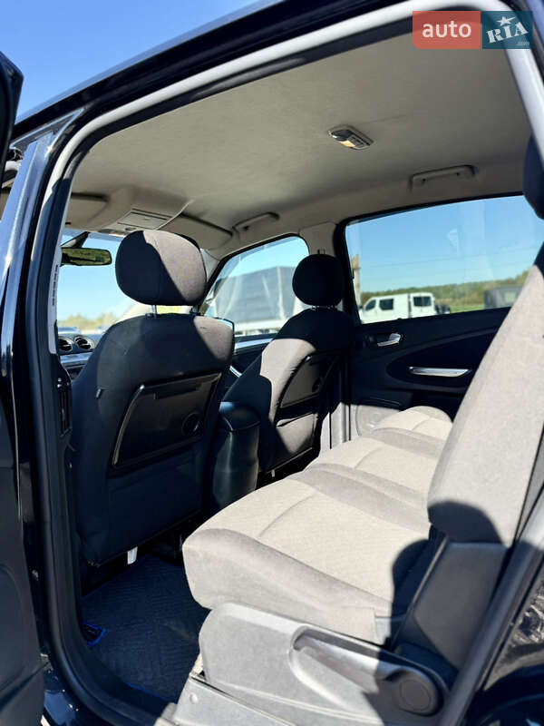 Минивэн Ford S-Max 2009 в Новояворовске фото 28 Минивэн Ford S-Max 2009 в Новояворовске