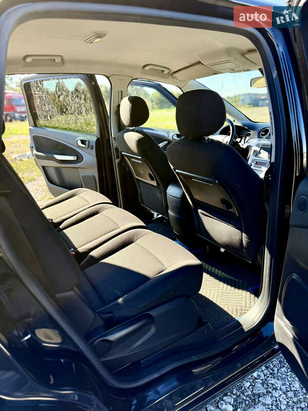Минивэн Ford S-Max 2009 в Новояворовске фото 31 Минивэн Ford S-Max 2009 в Новояворовске