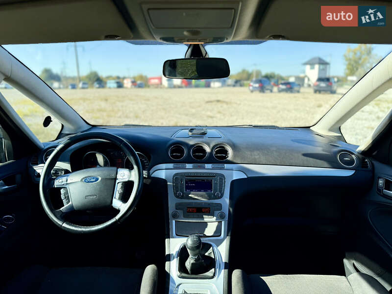 Минивэн Ford S-Max 2009 в Новояворовске фото 35 Минивэн Ford S-Max 2009 в Новояворовске