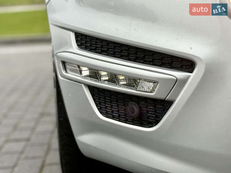 Мінівен Ford S-Max 2014 в Львові