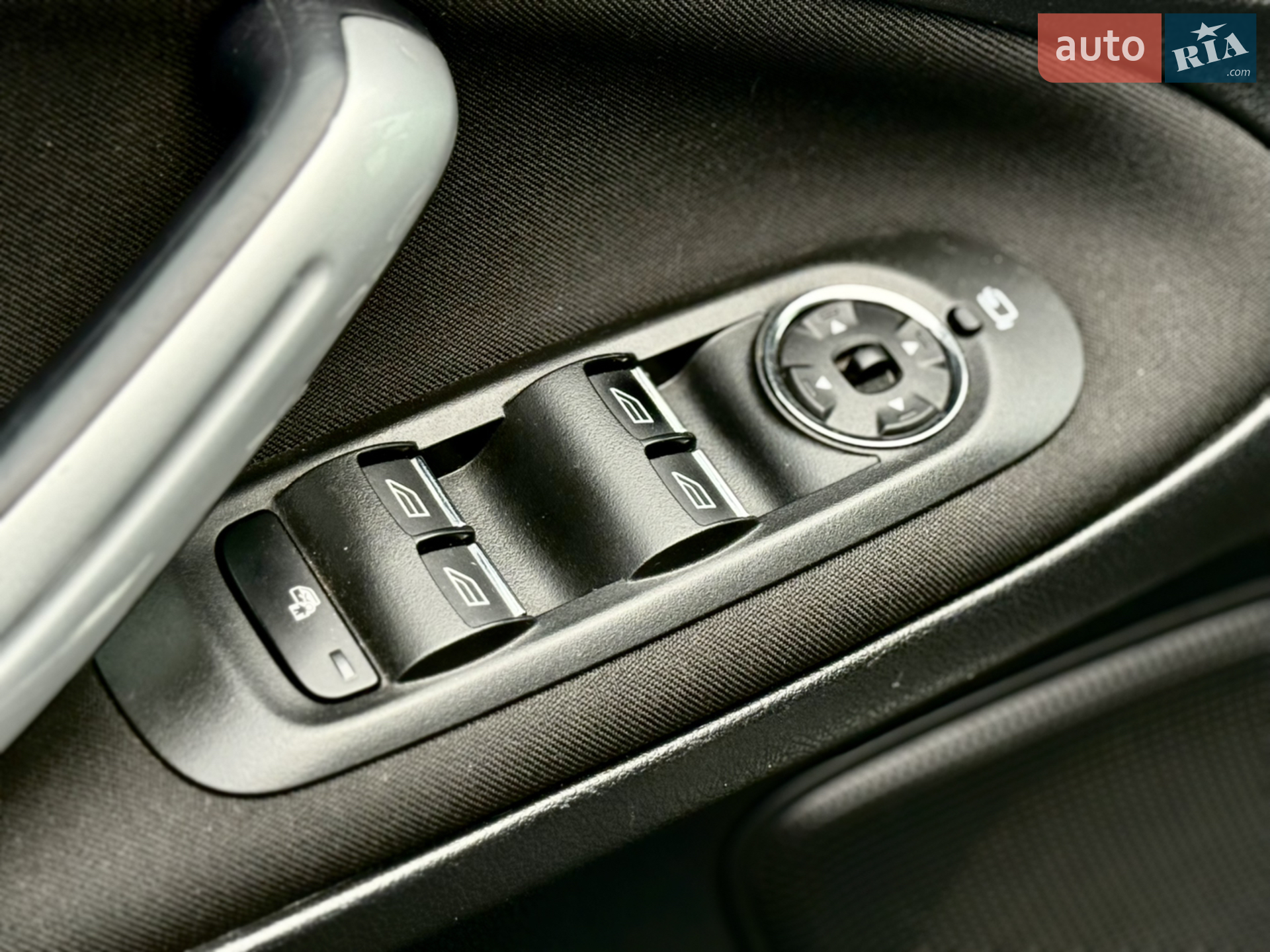 2014 Ford S-MAX - мініатюра 25