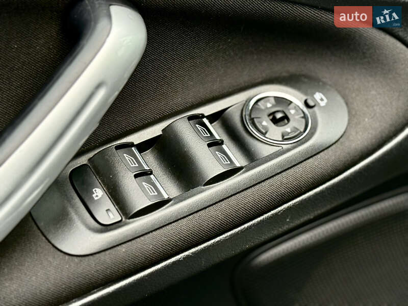 Мінівен Ford S-Max 2014 в Львові