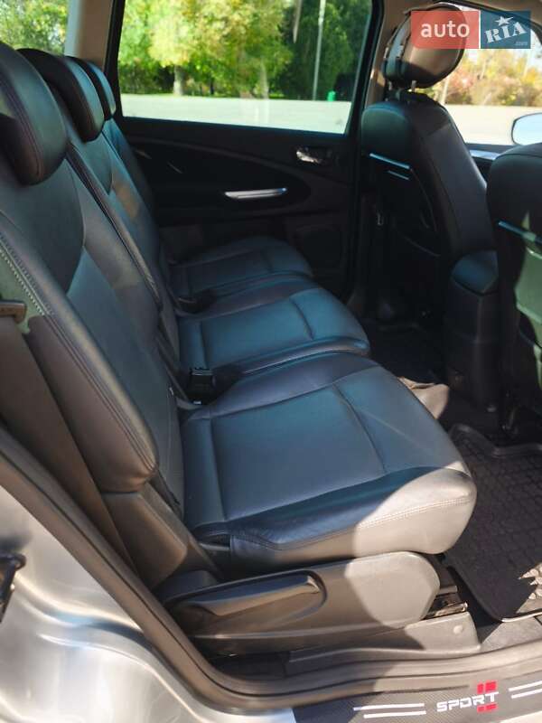 Минивэн Ford S-Max 2006 в Болграде