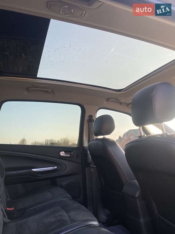 Мінівен Ford S-Max 2010 в Запоріжжі