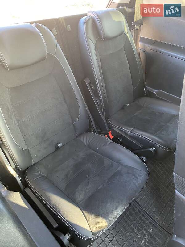 Мінівен Ford S-Max 2010 в Запоріжжі