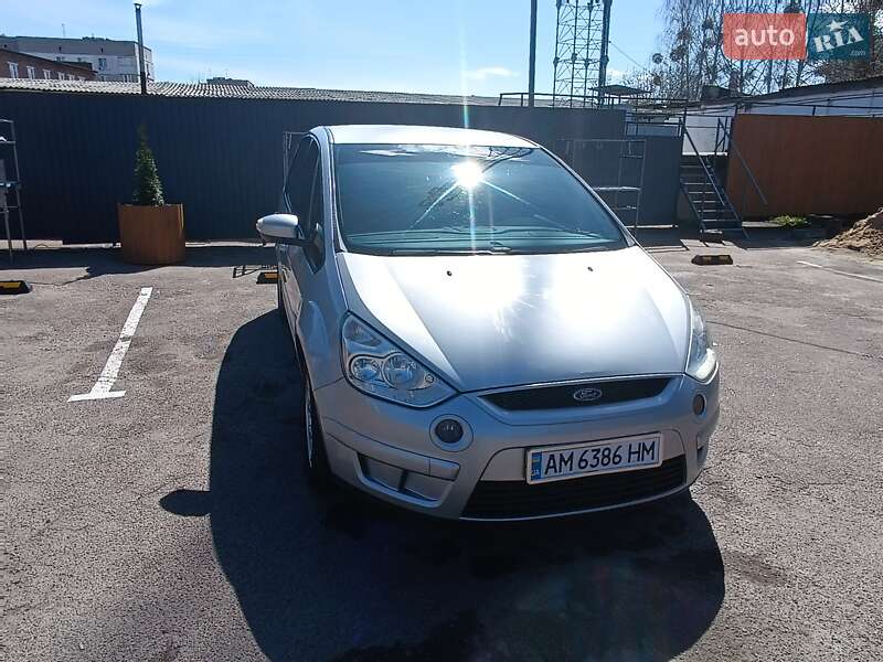 Мінівен Ford S-Max 2007 в Коростені