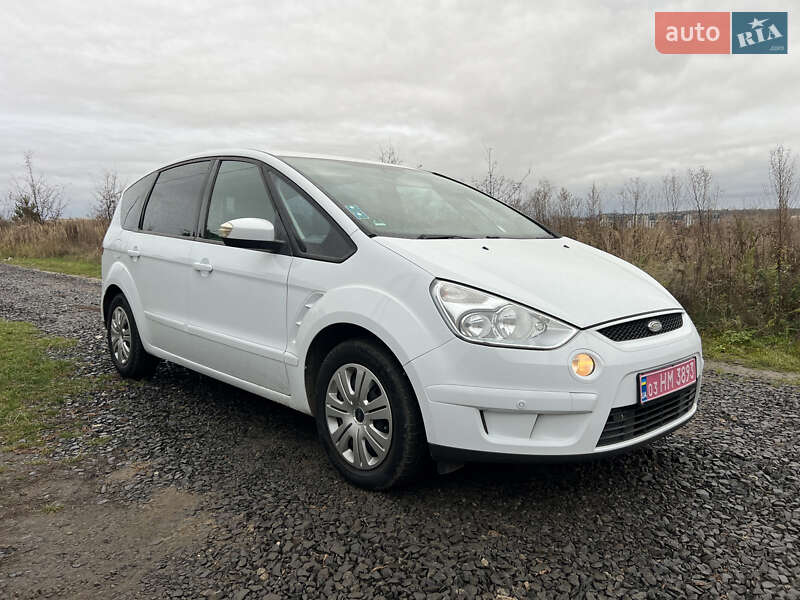 Минивэн Ford S-Max 2009 в Луцке