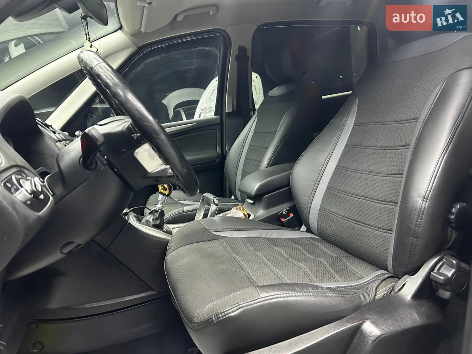 2011 Ford S-MAX - мініатюра 11