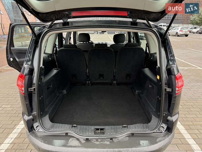 Минивэн Ford S-Max 2010 в Луцке фото 9 Минивэн Ford S-Max 2010 в Луцке