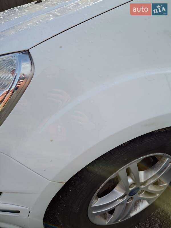 Мінівен Ford S-Max 2013 в Львові фото 12 Мінівен Ford S-Max 2013 в Львові