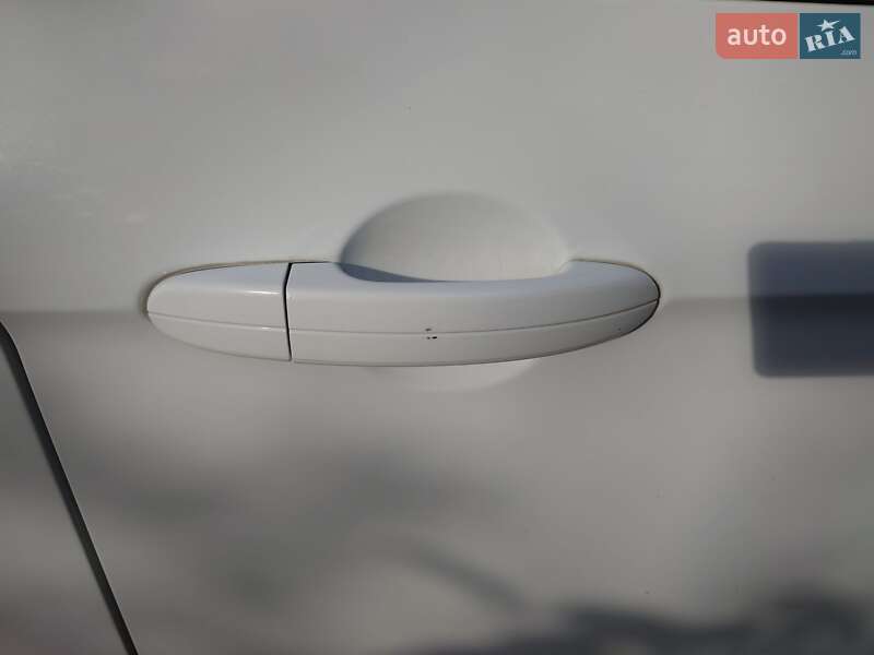 Мінівен Ford S-Max 2013 в Львові фото 15 Мінівен Ford S-Max 2013 в Львові