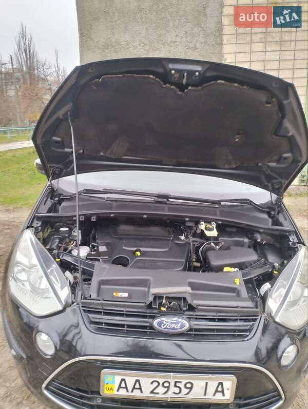 Минивэн Ford S-Max 2012 в Киеве фото 6 Минивэн Ford S-Max 2012 в Киеве