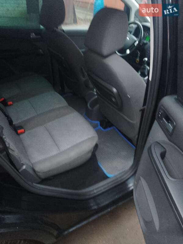 Минивэн Ford S-Max 2006 в Николаевке фото 5 Минивэн Ford S-Max 2006 в Николаевке