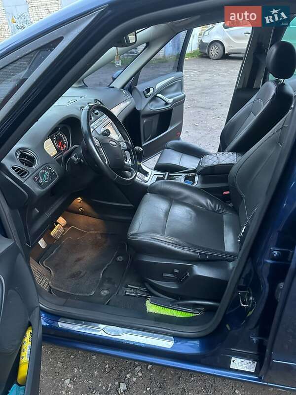 Минивэн Ford S-Max 2009 в Луцке