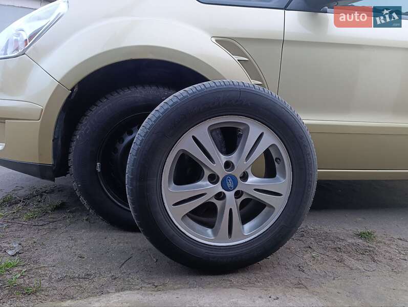 Минивэн Ford S-Max 2006 в Владимире