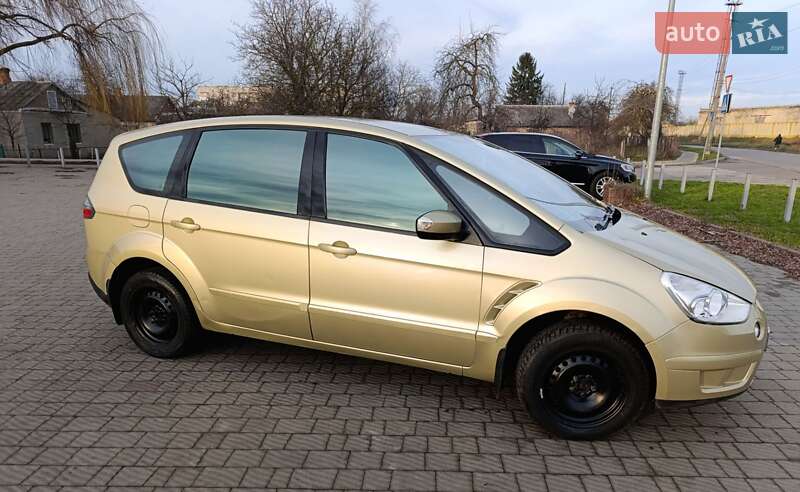 Минивэн Ford S-Max 2006 в Владимире