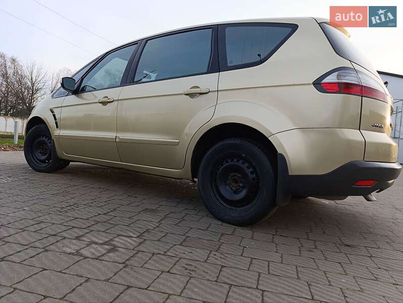 Минивэн Ford S-Max 2006 в Владимире