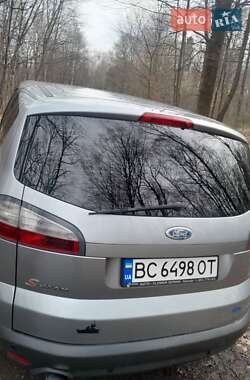 Минивэн Ford S-Max 2006 в Долине