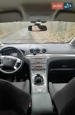 Минивэн Ford S-Max 2006 в Долине
