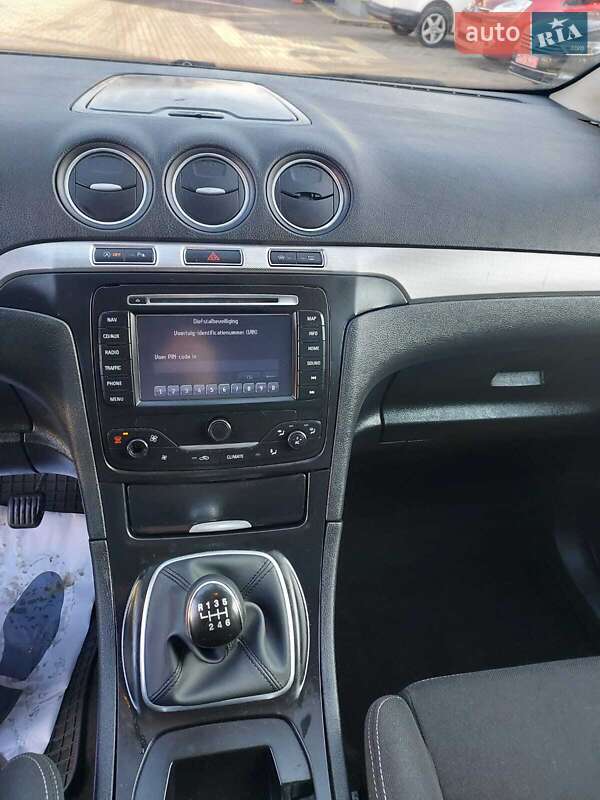 Минивэн Ford S-Max 2012 в Ивано-Франковске