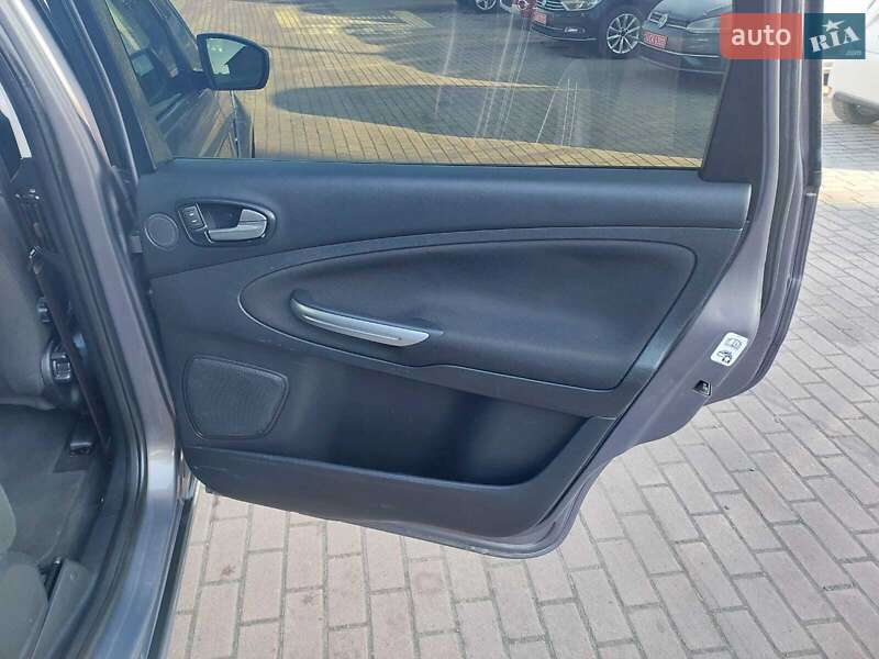 Минивэн Ford S-Max 2012 в Ивано-Франковске