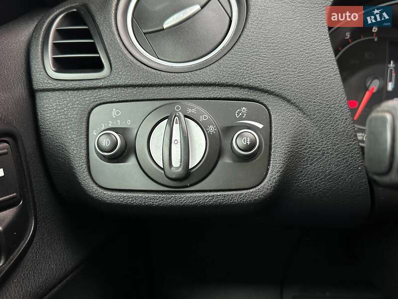 Минивэн Ford S-Max 2013 в Киеве