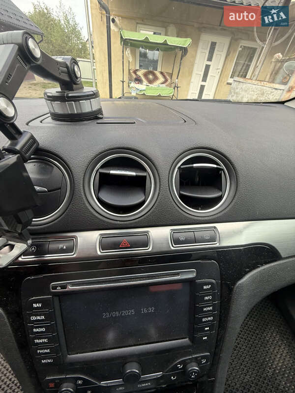 Мінівен Ford S-Max 2013 в Івано-Франківську