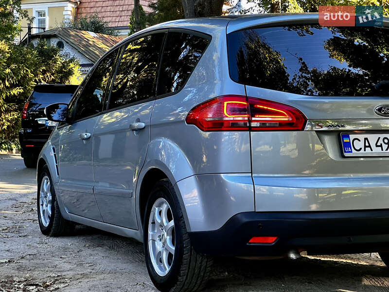 Минивэн Ford S-Max 2013 в Киеве