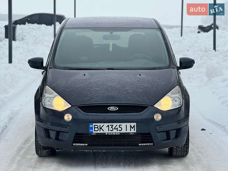 Ford S-Max 2009