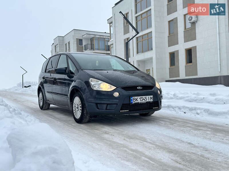 Мінівен Ford S-Max 2009 в Рівному фото 15 Мінівен Ford S-Max 2009 в Рівному